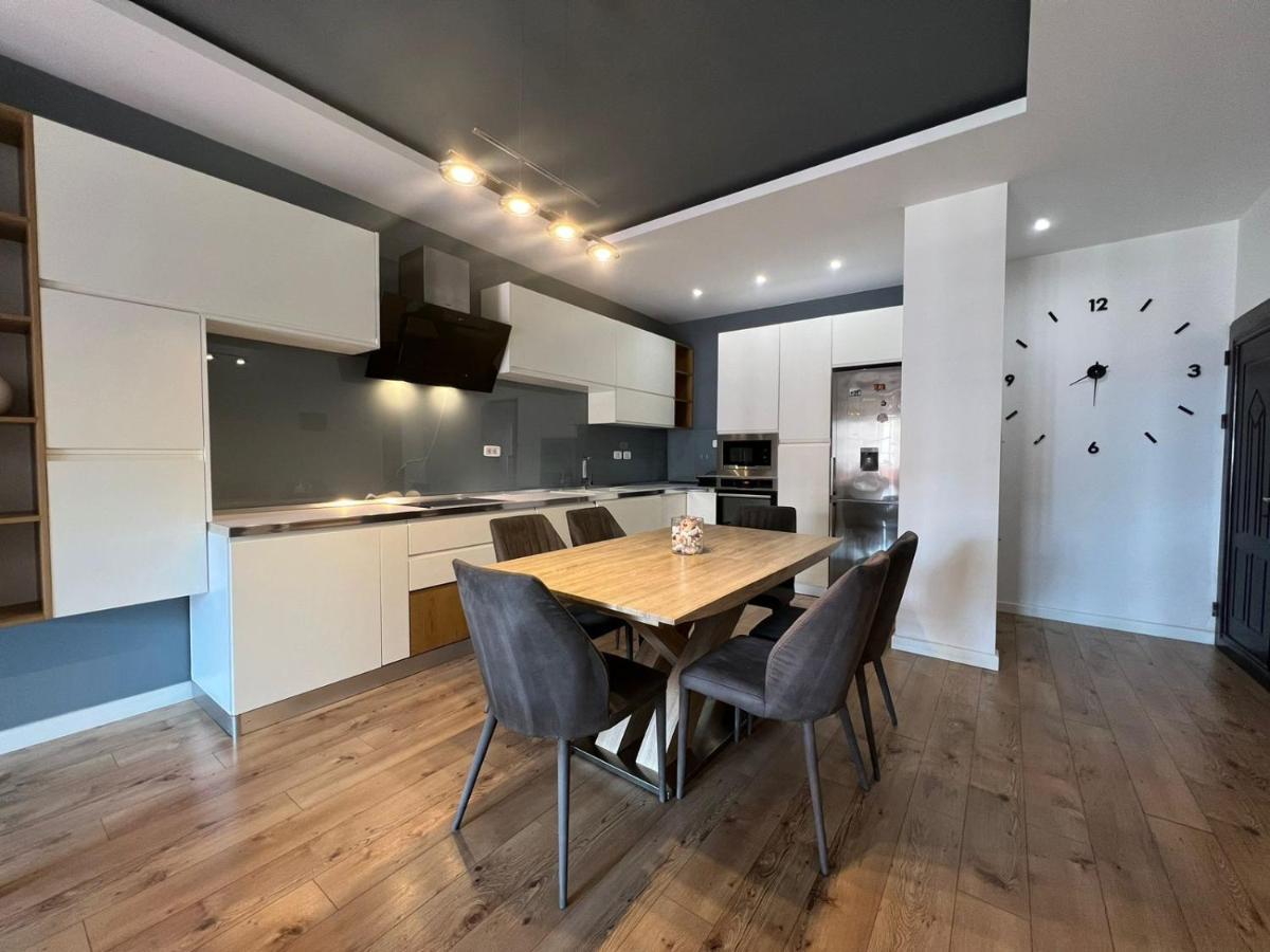 Kreilux Valona Apartment Vlorë Exterior foto