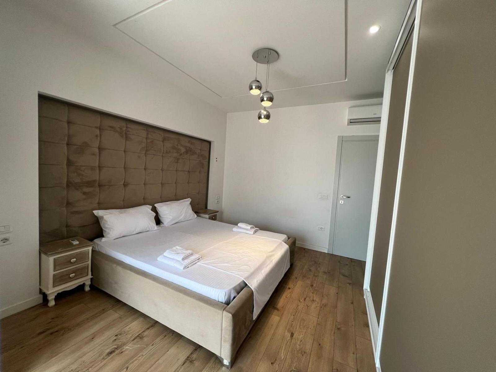 Kreilux Valona Apartment Vlorë Exterior foto