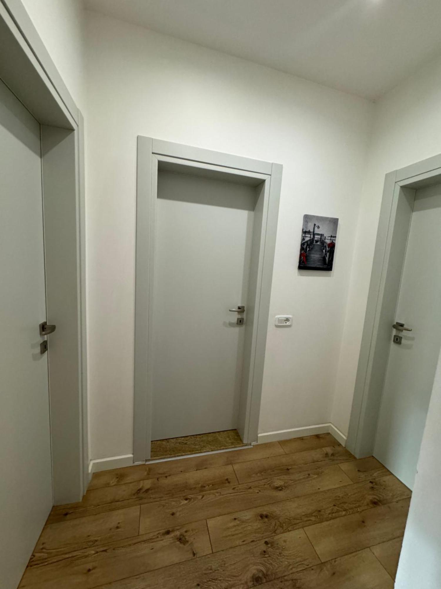 Kreilux Valona Apartment Vlorë Exterior foto