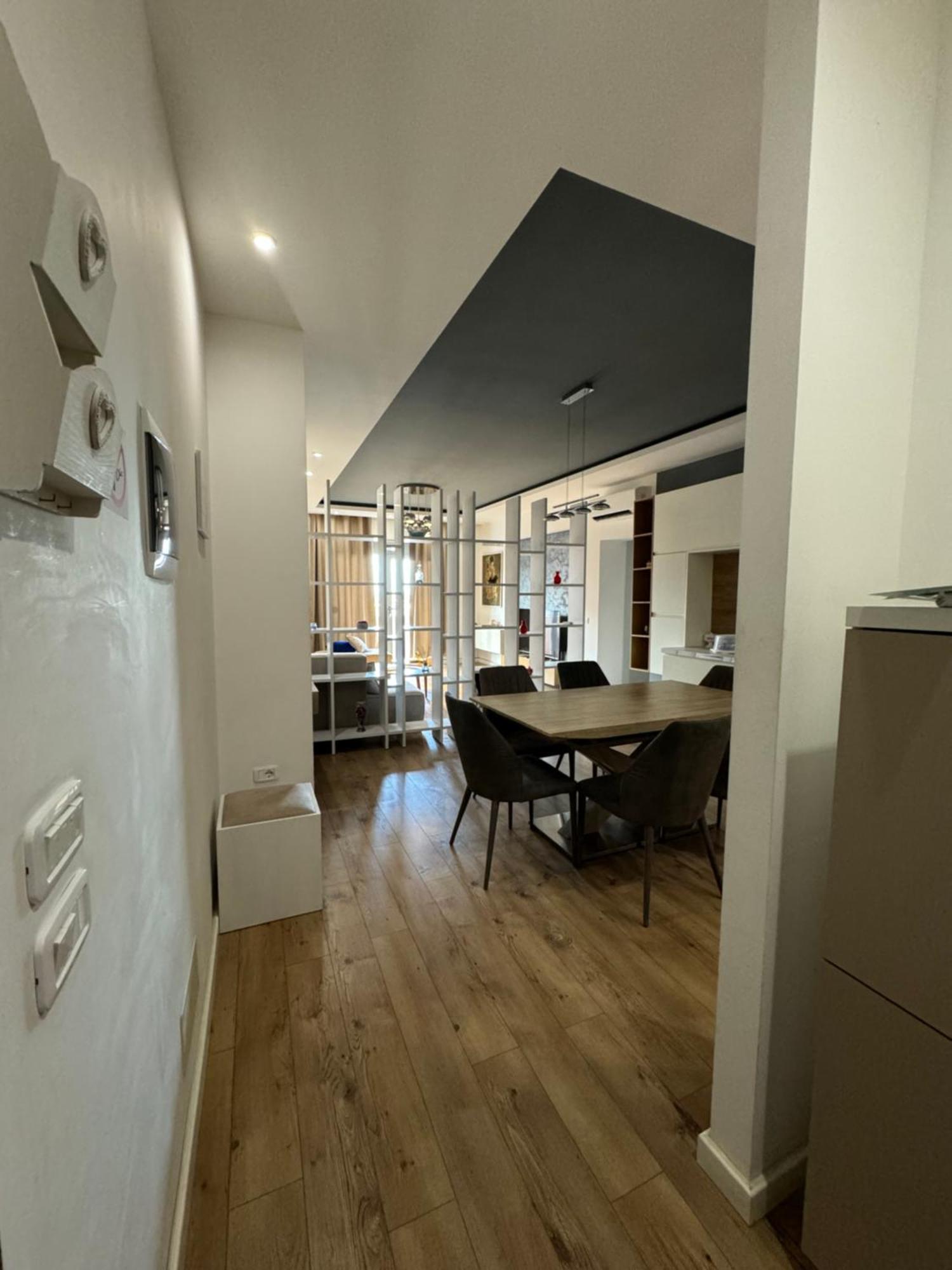 Kreilux Valona Apartment Vlorë Exterior foto
