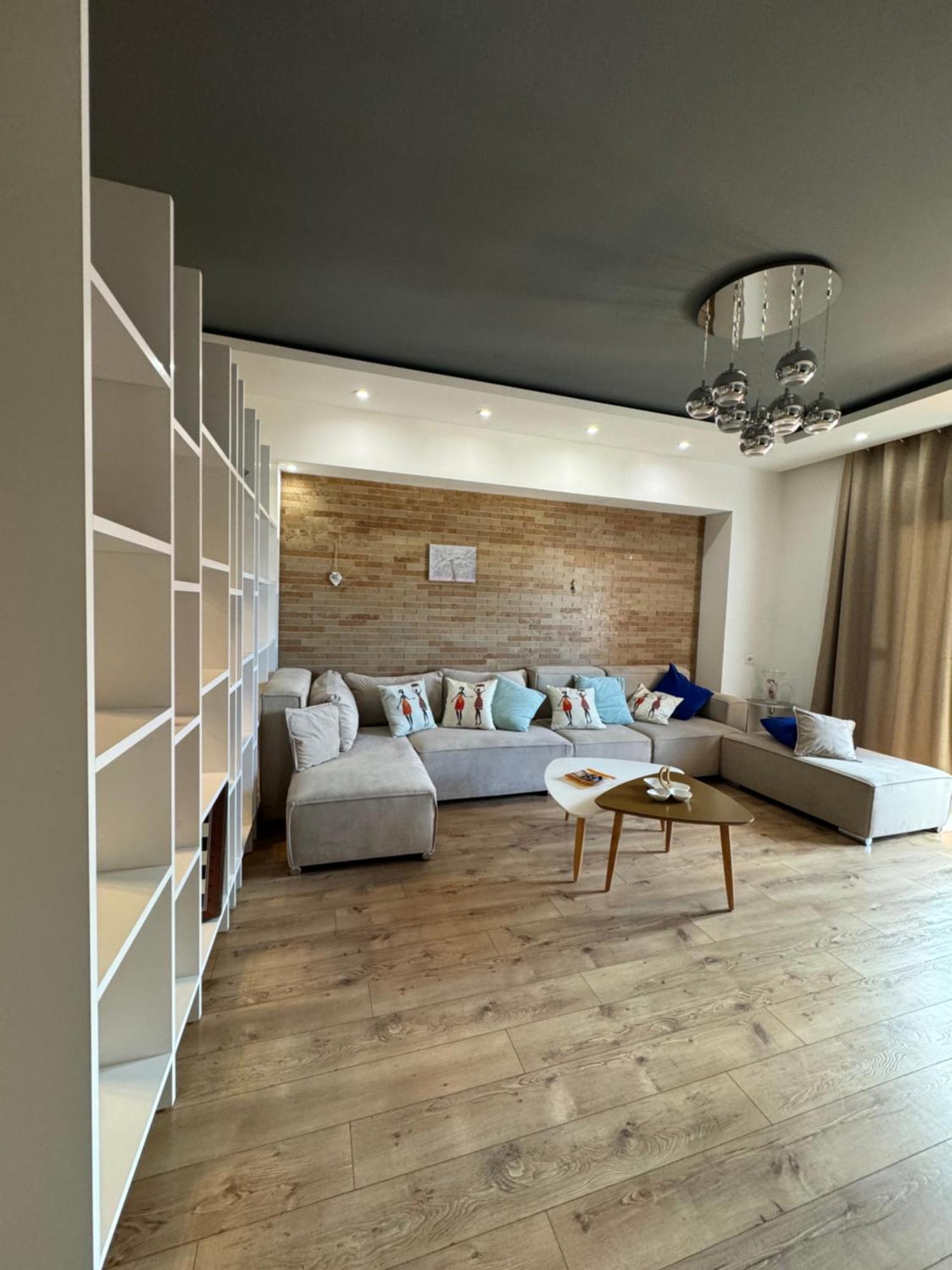 Kreilux Valona Apartment Vlorë Exterior foto